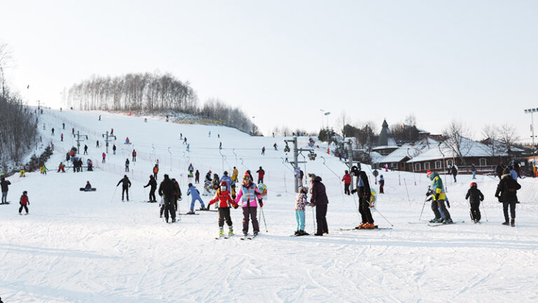 polkolonie zimowe ferie 2026 mazowieckie